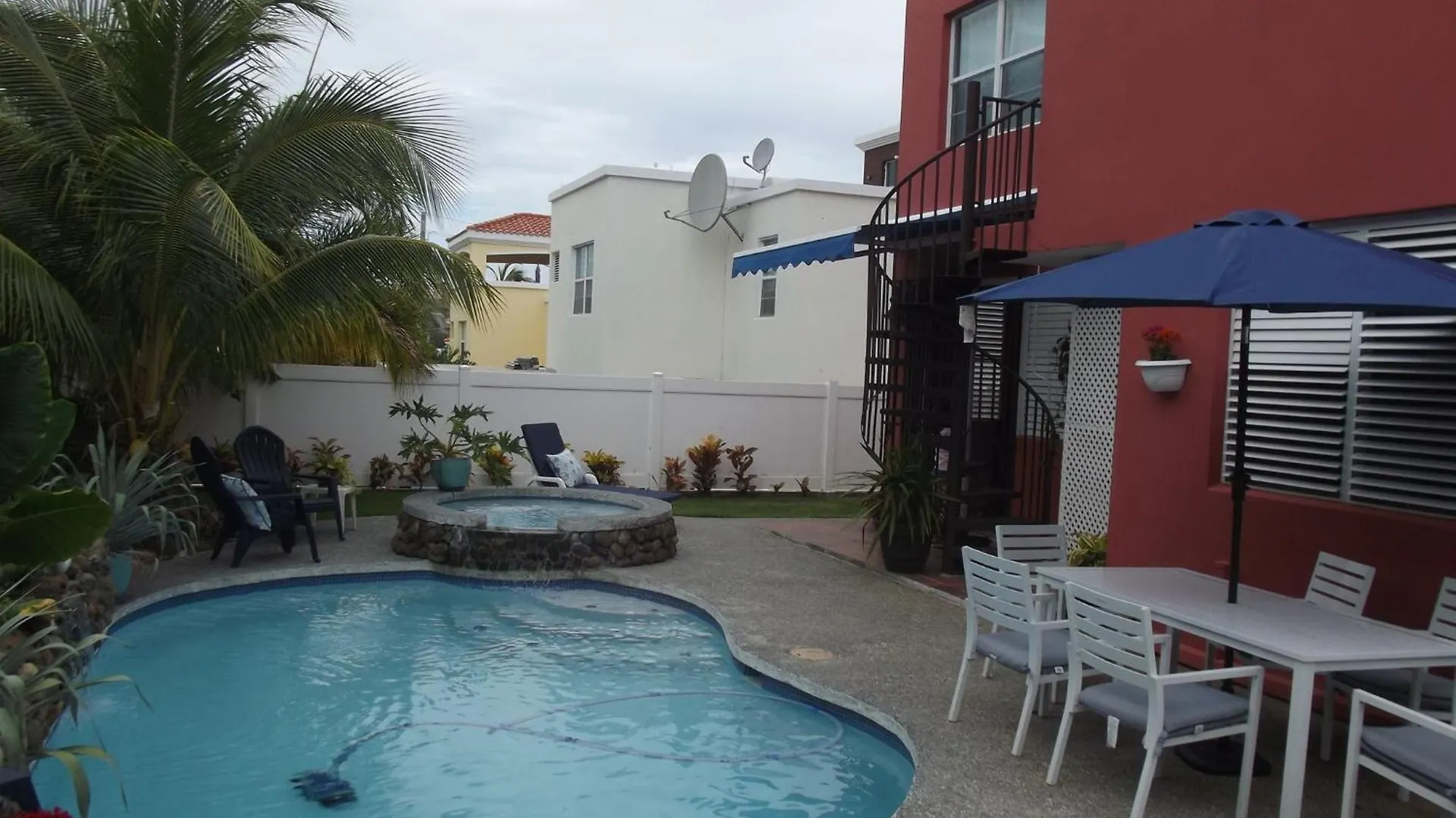 Beautiful Home At The Hill With Private Pool Ceiba Casa de Férias